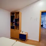 호텔 Turisticko Naselje Natura Art-hotel Opal Art 4*