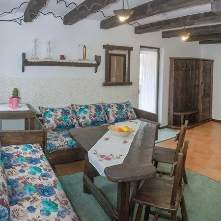 Turisticko Naselje Natura Art-hotel Opal Art 4* Lohovo