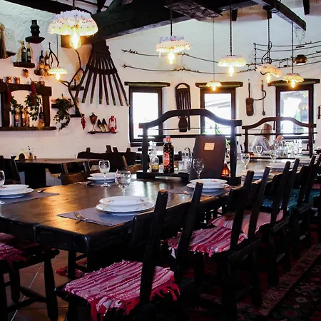 Szálloda Turisticko Naselje Natura Art-hotel Opal Art Lohovo