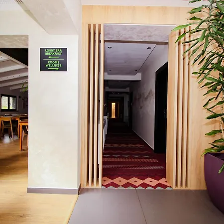 Turisticko Naselje Natura Art-hotel Opal Art 4* Lohovo