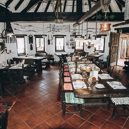 Turisticko Naselje Natura Art-hotel Opal Art Szálloda Lohovo