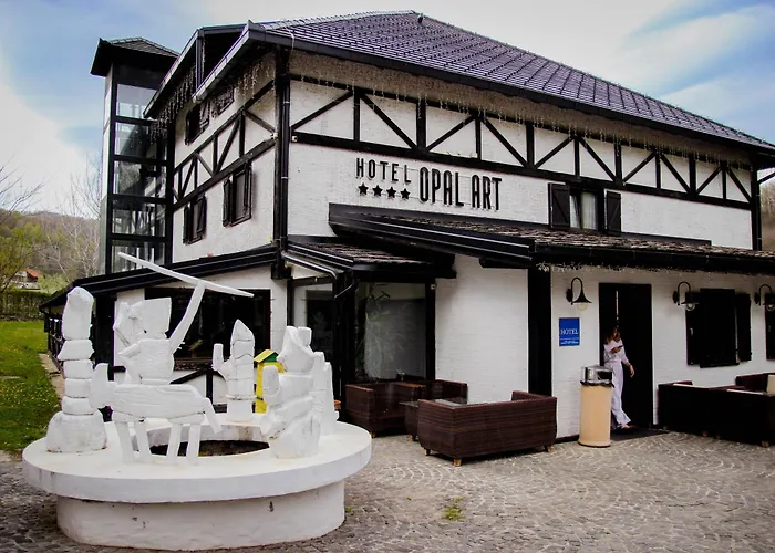 Turisticko Naselje Natura Art-hotel Opal Art Hotel Lohovo