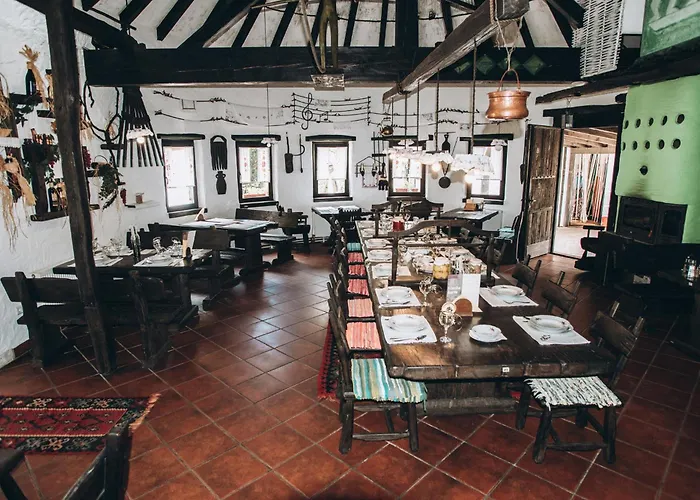 Turisticko Naselje Natura Art-hotel Opal Art Hotel Lohovo